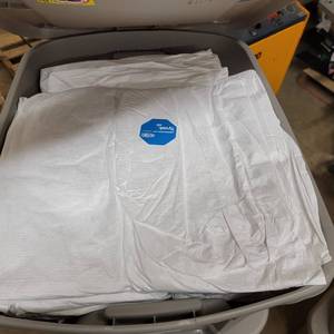 75 Large DuPont Tyvek� 400 Coveralls
