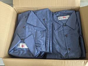 (36) XL Blue Short Sleeve Button-Down Shirts