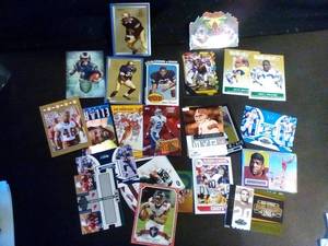 (30) Football Insert Cards...