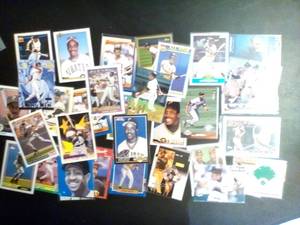 (30) Barry Bonds Cards...
