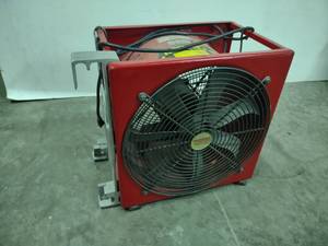 lot 4 image: Tempest Model EB-1633 Power Blower,...