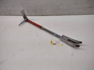 lot 21 image: 30 Halligan Bar...