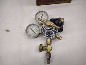 lot 50 image: Western Acc-Trol Compressed Gas Reg...