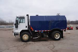 1990 Ford Cargo 7000 Cab Over Diesel Sweeper Truck