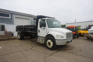 2005 Freightliner Business Class M2 Dump Truck