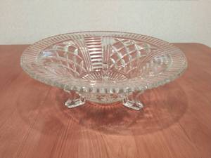 Collection of 5 Glass bowls