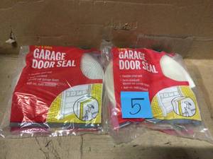 1 in. x 30 ft. Vinyl Garage Door Weatherstrip Customer Returns See Pictures