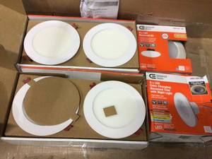 Commercial Electric Ultra Slim 6 in. Color Selectable New Construction and Remodel Canless Recessed Integrated LED Kit (4-Pack) Customer Returns See Pictures