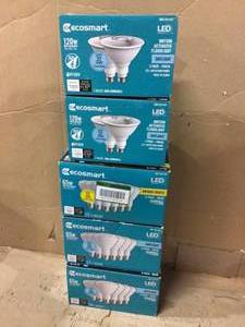 EcoSmart 120-Watt Equivalent PAR38 LED Motion Sensor Flood Light Bulb Daylight (2-Pack) Customer Returns See Pictures