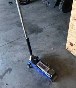 Blue Floor Jack