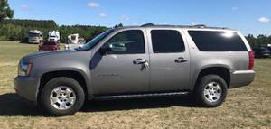2009 Chevy Suburban LT 1500 4x4