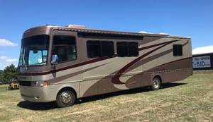 2004 Four Winds Windsport Motorhome