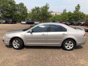 2007 Ford Fusion SE - 2 OWNER