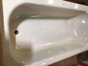 Bootz Industries Maui 60 in. Right Drain Rectangular Alcove Soaking Bathtub in Bone (damaged on the side) see pictures