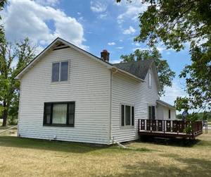4-Bedroom, 2-Bath House To-Be-Moved