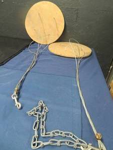 lot 7 image: 2 WIRE REELS FOR 250 ROLES OF WIRE