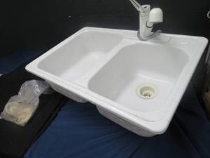 lot 5 image: KITCHEN SINK WITH HOSE, FAUCET, AND OTHER PARTS