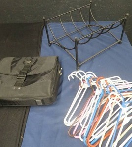 lot 11 image: MISC. LOT. WOOD-HOLDER - COMPUTER  SCHOOL BAG BY TARGUS- 16 HANGERS
