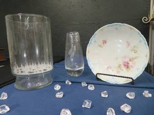 lot 46 image: VINTAGE WELMAR FLORAL PORCELAIN BOWL 9 - VINTAGE ORREFORS ETCHED FLAMINGO VASE- LARGE CYLINDER VASE