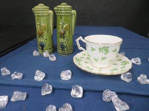 lot 48 image: VINTAGE AYNSLEY ENGLAND TEA CUP AND SAUCER  2 VINTAGE GREEN WEATHERVAIN SALT AND PEPPER SHAKERS