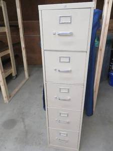lot 95 image: TALL TAN 5 DRAWER FILE CABINET