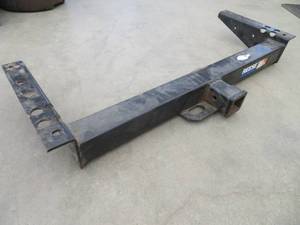 lot 108 image: REECE TOWPOWER TRAILER HITCH  V5
