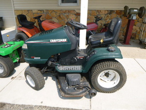 Craftsman GT3000 Riding Lawn Mower