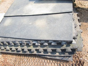 lot 29 image: Rubber Mats