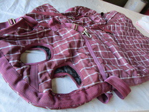 lot 83 image: Medium Hood