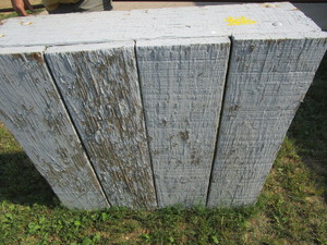 lot 97 image: Wooden Platform