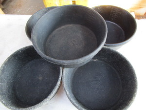 lot 172 image: Rubber Feed Buckets