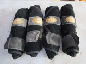 lot 193 image: Sports Boots - Large