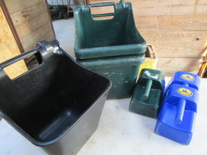 lot 198 image: Rail Buckets, Feed Scoops