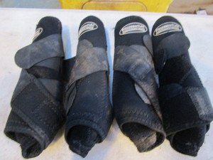 lot 211 image: Sports Boots - Large