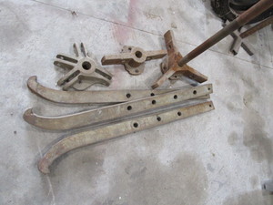 lot 134 image: Puller Components