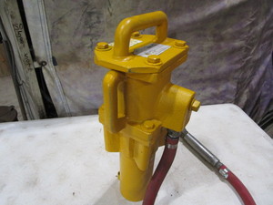lot 136 image: Pneumatic Post Driver