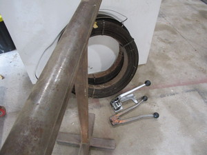 lot 140 image: Steel Banding & Tools