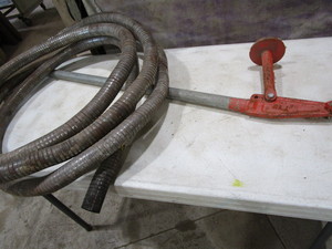 lot 141 image: Flex Steel Pipe & Stake Puller