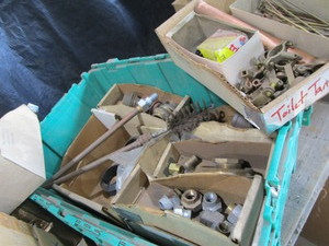lot 260 image: Plumbing Fittings