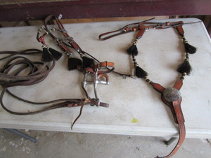 lot 244 image: Show Breast Collar, Bridle Set