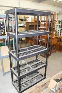 lot 726 image: Plastic Shelving Unit 5-tier