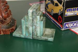 lot 814 image: Lot of (2) Marble Book Bookends