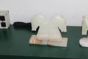 lot 817 image: Lot of (2) Horse Bookends