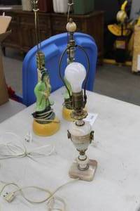 lot 825 image: Marble Urn Table Lamp