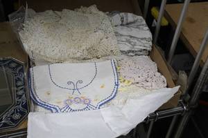lot 962 image: Lot of Doilies, Lace Tablecloths