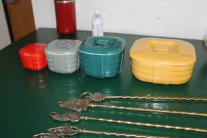 lot 855 image: Ceramic Storage Container with Lid 4-piece Set