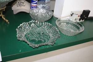 lot 849 image: Lot of (3) Crystal Bowls