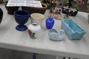 lot 864 image: Lot of (6) Ceramic Glazed PotsVases