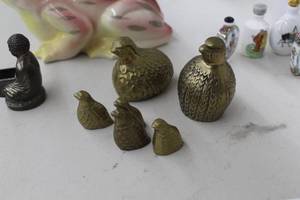 lot 890 image: Bronze Bird Table Dcor 6-piece Set
