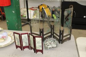lot 901 image: Lot of (2) GlassWood Miniature Room Dividers